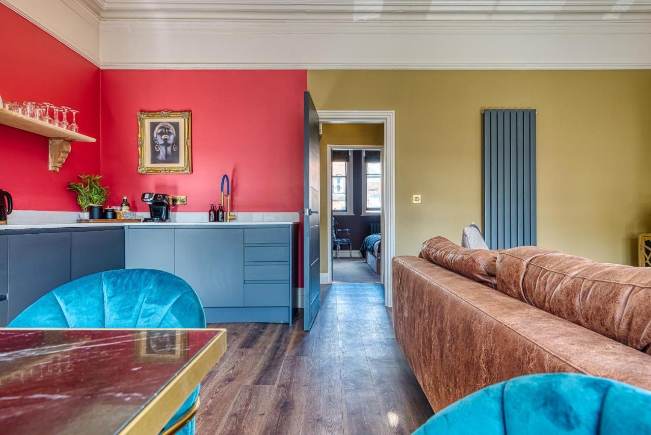 Casa Del Artista - Luxury Apartments, Whitby Exteriör bild