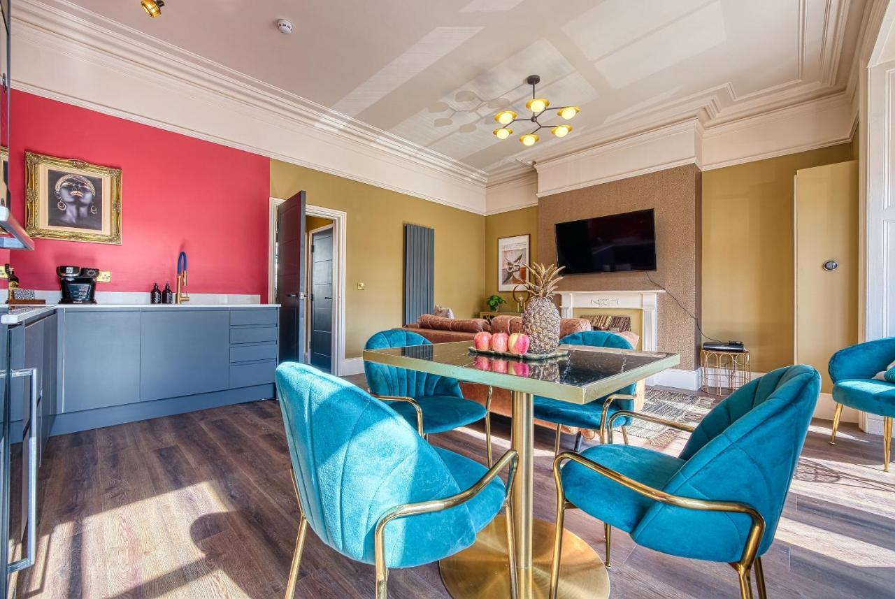 Casa Del Artista - Luxury Apartments, Whitby Exteriör bild
